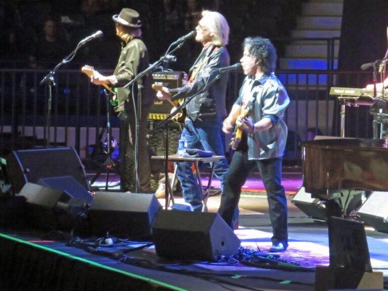 Daryl Hall Tells John Oates “No Can Do,” Sue’s to Block IP Sale